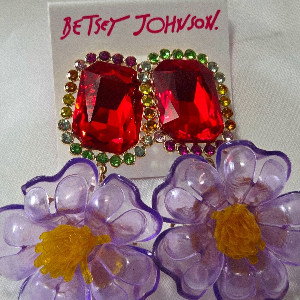 NIP Betsey Johnson Oversized Jelly Flower Earrings